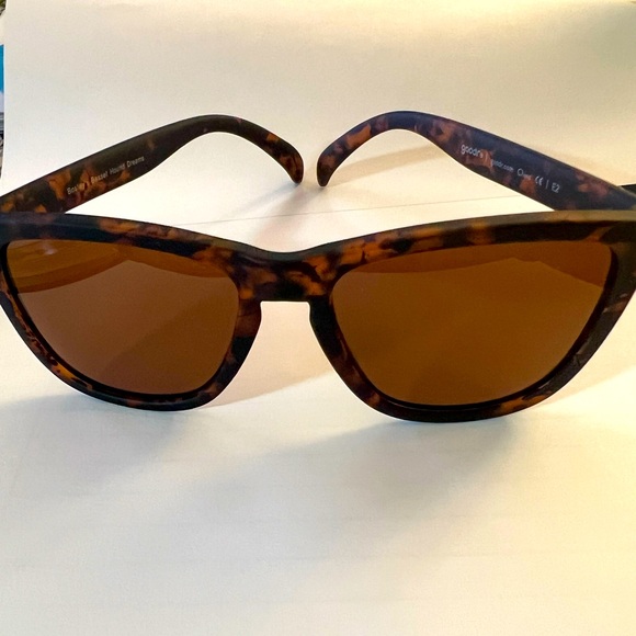 GOODR BOSLEY’S BASSET HOUND DREAMS TORTOISE SHELL SUNGLASSES W/BROWN LENSES. NEW - Picture 1 of 10